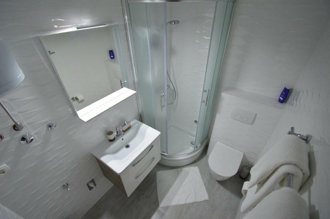 Apartment Silvia *